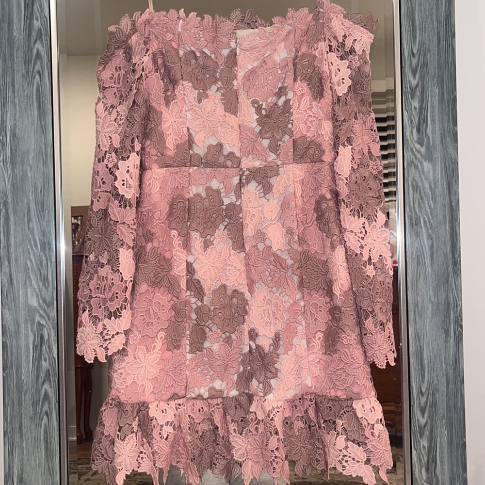 Elliatt FLORAL off the shoulder dress - Picture 2 of 3